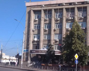 Мемориальная доска на фасаде здания по адресу: г. Липецк, пл. Победы, д. 8. Фото 2020 г. Мемориальная доска на фасаде здания по адресу: г. Липецк, пл. Победы, д. 8. Фото 2020 г.