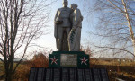 Матвеевка, д. Памятник воинам–землякам, погибшим в годы Великой Отечественной войны