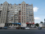 Здание с установленной мемориальной доской Неделину, ул. Неделина 30.