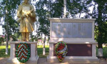 Мазейка, с. Памятник воинам–землякам, погибшим в годы Великой Отечественной войны